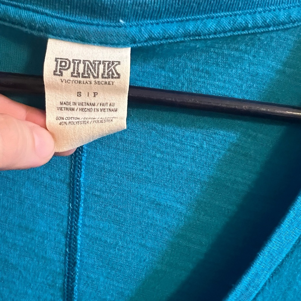 Victoria's Secret PINK, Blue V-Neck T sequins - Picture 3 of 3